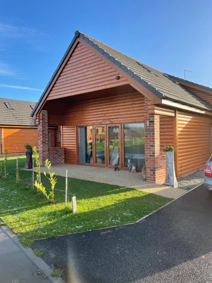 31 Cherry East Riding Of Yorkshire Hot Tub & Fishing Garton Exteriér fotografie